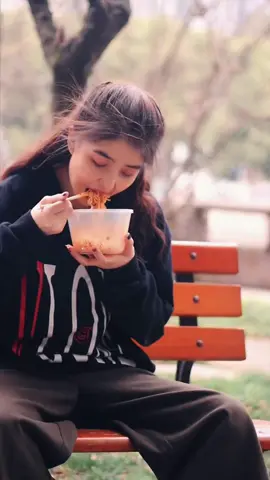 女生眼中的愛情是什麼樣？#感情 #感情語錄 #上推薦 #上熱門 