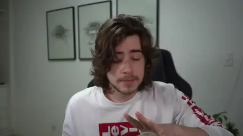 Apenas escutem isso. ☹️  (eu quis postar aqui pra vocês refletirem um pouco) #cellbit #streamers #rpgdemesa #altoestima #cellbitlives #twitch #amorpropio #ordemparanormalrpg #cellbit2015kkkkkkkkk 