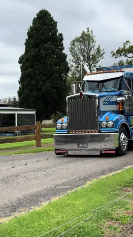 #kenworth#t909#t909kenworthaustralia#t909kenworth#w900#900#chromegetsyouhome#hallinassfirstclass#chickenlightsandchrome#f#fypp#fypage#fypagetiktok#foryoupageofficiall#fyppppppppppppppppppppppp#fypageシ  @jas900 
