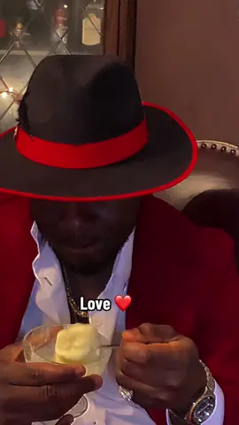 Happy Valentine’s Day 🌹❤️#dl #nkb252 #ValentinesDay #daddylumba #daddylumbasongs #ghanatiktok🇬🇭 #ghanauktiktokers🇬🇭🇬🇭🇬🇭 #northlondon #ghanalondon #ghanagirls #ghanagermany #ghanaleeds #ghanaamsterdam #fyp #goviral #ghanasouthafrica #ghananigeria🇬🇭🇳🇬 #ghanadubai #ghanaaustria🇦🇹🇬🇭 #ghanaitaly #ghanaspain #ghanascotland #foryou #trending 
