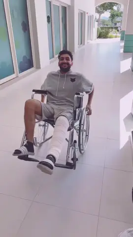 Arabs on wheelchair #arabs #wheelchair #funny #funnyvideos #funnyvideo #fun #university #uni #wheelie #comedia #comment #comedyvideo #comdey 