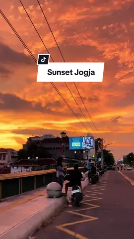 jogja + sunset  #jogja24jam #tugujogja #sunset 