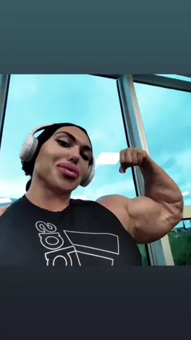 Nataliya Kuznetsova 💪🔥 @Nataliya Kuznetsova  #femalemuscle #ifbbpro #girlswholift #gym #nataliyakuznetsova #bodybuilding 