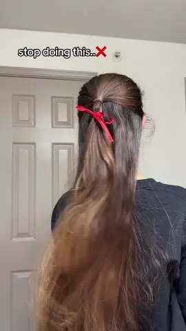 quick valentines day hairstyle hack💓 happy v-day everyone💌 #hairstyletutorial #hairstyleideas #hairtutorial #hairtok #hairtips 