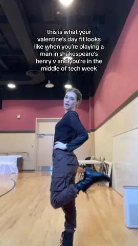 they kept telling us to do more contour😭#fyp #theatre #actor #shakespeare 