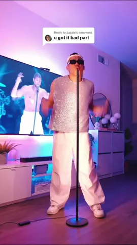 Replying to @Jazzie pov: usher doing his glitch dance at the super bowl 😭🔥 #usher #halftime #halftimeshow #SuperBowl #yougotitbad