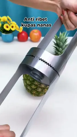 alat potong nanas#alatkupasbuah #alatkupasnanas #tiktokshopindonesia #fyp 