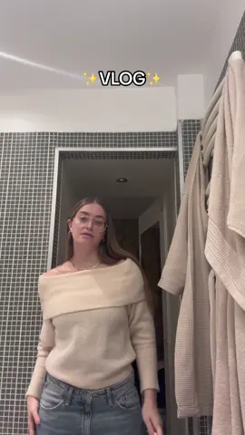 Vi aspetto su 1G: annaadelprete ✨💜🫶 #Vlog #fashionstudent #fashionbusiness #esmod #paris #parigi #studentessaaparigi 