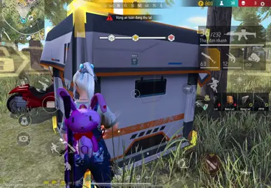 Mấy người định làm gì tui:)))#freefire 