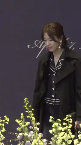 Look at that woman <3 #HanHyoJoo #fyp #4u #xyzbca #한효주 #birthday #greetings 