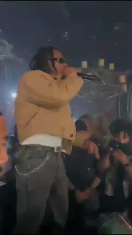 Throwback Gunna at last FW ⚡️ Guess who’s the next 😉 #freshtouch #gunna #fashionweek #fyp #paris #like #boumboumclub #showcase #fukumean #bestpartyintown 
