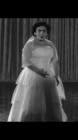 [UNDERRATED Great Voice] Armenian soprano Gohar Gasparyan với những note staccato F6, D6 sắc bén và sáng rực trong Aria Queen of the night #soprano #singer #opera 