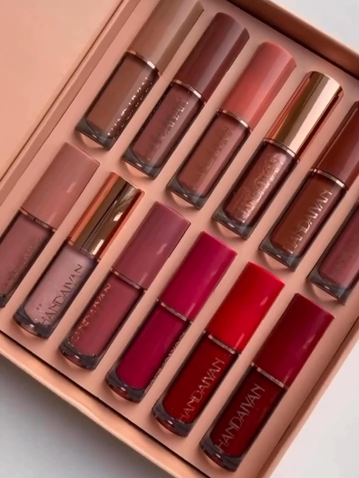 Elevate your lip game with the Handaiyan Lip Gloss Set, offering a spectrum of vibrant shades, ensuring there's a hue for every mood and occasion. #cosmeticshub347 #handaiyan #handaiyanlipgloss #handaiyanlipstick  #handaiyanlipmate #makeup #makeuplover #beauty #makeupoftheday  #fyp  #foryou #cosmetics #trending