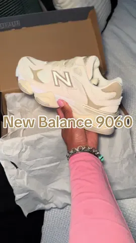 New balance 9060 in beige🤎#newbalance #newbalance9060 #neutraloutfit #unboxing #haul #shoecheck #moonbeam #beige #beigeaesthetic #dadshoes #neutralaesthetic #fyp #viral #shoes 