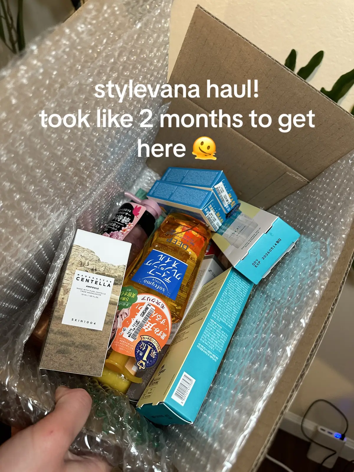 my first time buying from stylevana! it took 2 months because the orange body wash was out of stock and i realllly wanted it lots of new skincare to try! what are your favorite items from there? #skincsre #stylevana #haul #sunscreen #bodywash #asianbodycare #asianbldywash 