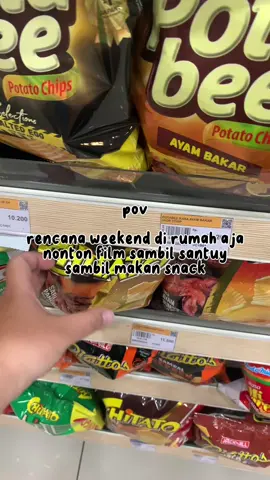 kamu weekend biasanya ngapain? biasanya yang masih kerja, minggunya sih otw tidur seharian 🙂 kalo aku nonton ato tiduran 🙏😊  #fyp #weekend #snack 