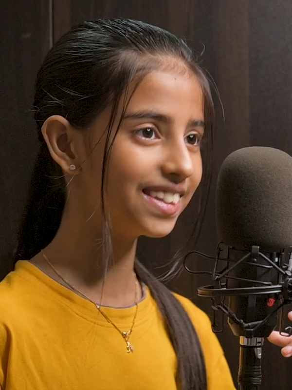 Cheap Thrills | Cover by - Anukriti #anukritiofficial #anukriti #amfamousworldwide #tiktok #childsinger #cover #cheapthrills #sia #seanpaul #agt #americanidol #gottallent #capcut #musicvideo
