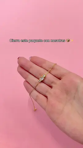 Que bonito un regalo personalizado😍💕 #joyeriapersonalizada #regalopersonalizado 