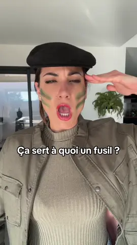 L’armée française recrute ! 🫵🏻😂 #drole #mortderire #militaire #armeefrancaise #armeefrancaiserecrute #parodie #parodiemilitaire #acting #actrice #populaire #viral #humour #frenchhumour #lyon #chef 