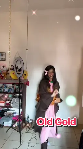 Old room still slays🥹at the time of filming, the electricity randomly went off but we still vibe😂❤️#relatableanime #princesssachiko #nezukocosplay 