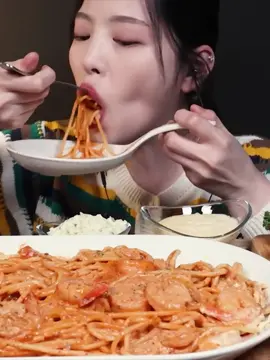 Shrimp Rose Pasta Mukbang Asmr #boki #boki_asmr #bokiontiktok #mukbangboki #eatwithboki #mukbang #asmr 