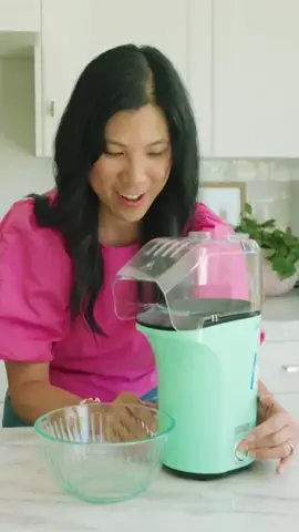 Testing an $8 Popcorn Maker Machine 🍿 #tiktokmademebuyit #amazonfinds 