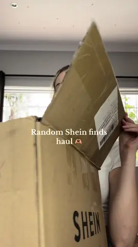 what do y'all think of my asmr haul attempt? 🥰 also excuse my skin, its been a rough week🥴 #sheinhaul #sheinhaulsouthafrica #sheinfinds #southafrican #haul #shoppinghaul #asmr #asmrhaul 