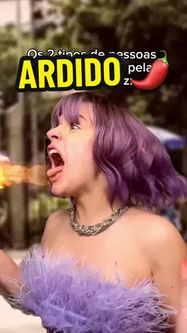 Qual é você? 😂 Duvido comer #Takis sem fazer uma careta 🌶️ E #SeNãoAguentaNãoCome … mas eu sei que você aguenta 👏 KKKKKKKK @Takis Brasil #Publi