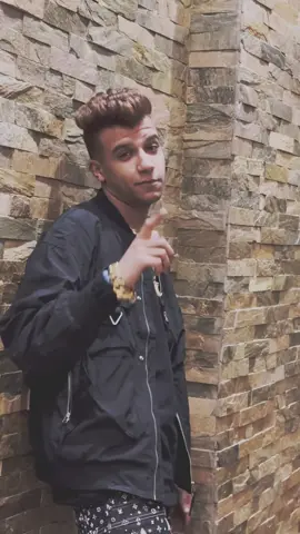 من غير اعذار ..✋🏼🙁 #عصام_صاصا #عصام_صاصا_الكروان #عصام_صاصا_الكروان🎤 