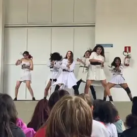 CHMT no automotivo!  #chmt #cover #oo #nmixx #nmixx_oo #dance #dancechallenge #fyp #fypシ 