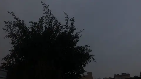 صوت الرعد والموسيقى ولا غلطه✨🥹 . #حياة🖤 #لويرجع_اضمهه_واعتذر #موسيقى#فيديوهات #اغاني #ذواقين__الشعر_الشعبي #اقتباسات_عبارات_خواطر #اشعار_وقصائد #عتب 