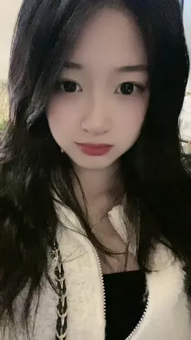 Có e đây mà #xuhuongtiktok2024 #fypシ #xuhuong 