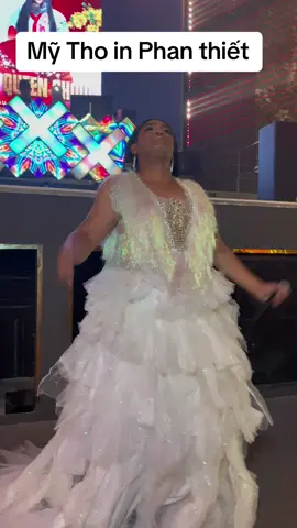 Quá trời quậy #dragqueensuri #mytam #nhumotgiacmo #phanthiet #fyp #beerclub #bar #dancer 