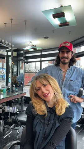 70s It Girl Hair ✂️ #fyp #70s #70shair #stevienicks #fleetwoodmac #shaghaircut 