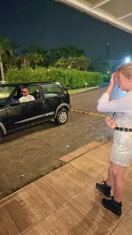 PRIMEIRA VEZ ANDANDO EM CARRO DE POBRE 