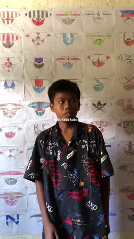 #layangdanguangpariaman #layanglayangtalisapilin #layanganputus #layangan #layanglayangpariaman #batandianglayang #poskodadomerah #manasia #talisapillin #sungaisariak #sorotlayang 