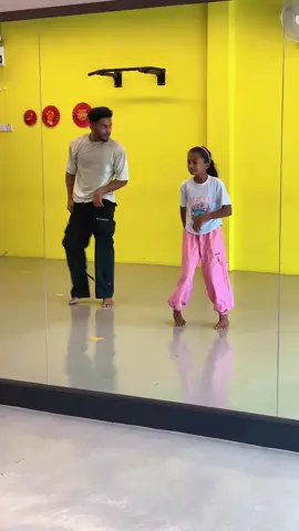 With One of Finest Dancer of DWR_dance Academy 💃🔥 Sharmika  #DWR_dance #fyp #dance 