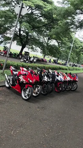 tiap ke grandwis dipalak bikin cinem 🗿 #fyp #fy #cbrlokalk45 #cbrlokal #cbr150r #honda #cbr #k45amenolaktua #k45a #cbr150 #cbr150rmodifikasi #cinematic #motor #cinematicmotor 