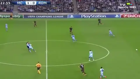#من_الذاكره⚽️ هدف الملك توتي على مانشستر سيتي صناعه من النينجا ناينغولان الى توتي وبالتخصص على طريقة الملعقه بعمر 37 عام ..#foryoupage #روما#توتي #الهاشتاقات_للشيوخ #من_الذكريات_الجميلة #foryou 