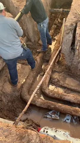 Sun up to sun down welding in the mud#weld #welding #welder #weldernation #fyp #weldtok #weldingtiktok #weldlife #pipeline 