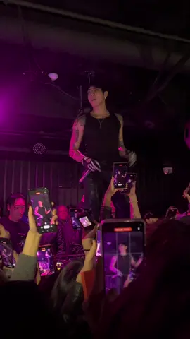 dont go insane.. 🧎🏻‍♀️ #dprian #dontgoinsane #beltdance #fyp #seoul #club #dprianedit #dprianyu #recommendations 