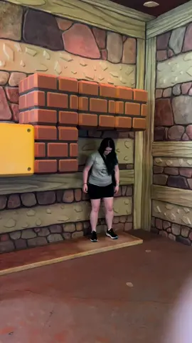 Don’t be me 😂 #supernintendoworld #universalstudioshollywood #fyp #instantregret #dumbdumb 