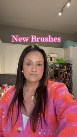 New Makeup Brushes!! So many brushes for all the looks!! #giftideas #TikTokShop #makeup #makeuplook #brush #makeupbrushes #makeuptips #new #maanagemakeupbrushes 