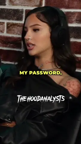 Are you sharing your passcode ? 🤔 #dating #datingadvice #trustissues #relationships #password #podcastclips 