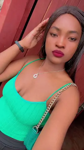 This kind of love is free’ing me ☺️💚 . #sekgopoticktocker❤️ #SAMA28 #💚 #babygirl #goviral #fyp #pov #trending #viral #meme #limpopotiktoker #bolobedutiktok #greenscreen #acting #happy #beautiful 