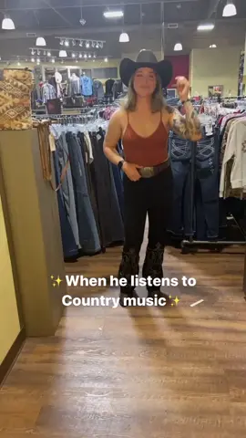 In my Cowgirl era🤠✨ . . . . . #fyp #foryoupage #viral #viraltiktok #countrymusic #cowgirl #cowgirlboots #cowgirloutfit #vaqueraoutfits #vaquera #comedy #relatable #countrylife #country #countrygurlstyle #explorepage #explorepage✨ 