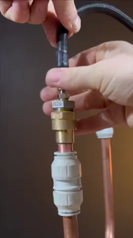 How to make your own pressure test rig #asmr #plumbing #toolbag #pipes #tools #cleancopper #copper #handtools #work #DIY #howto #plumber 