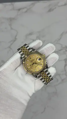 Champagne Baton Dial Rolex Steel & Yellow Gold 🟡 #watches #watchesoftiktok #luxurylife #rolex #valentinesgift #ValentinesDay #fyp #stainlesssteel #yellowgold #126333 #datejust41 #jubileebracelet #champagne 