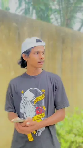 ඔයාගෙ වාසගම කියන්න බලන්න ඔට්ටුයි බෑ කියන්න...🌚😹🙌#1millionaudition #kavi__boy #trending #trendingsrilanka🇱🇰 @𝙳 𝙸 𝙻.  𝚃𝙰𝚃𝚃𝙾𝙾.🌼🎭 