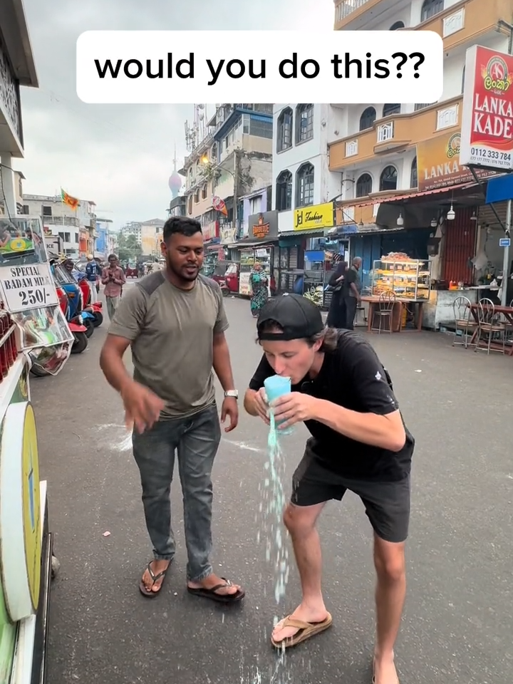 $0.80 blue drink in Sri Lanka 🇱🇰 #streetfood #foodreview #srilanka #colombo #Foodie #nativety